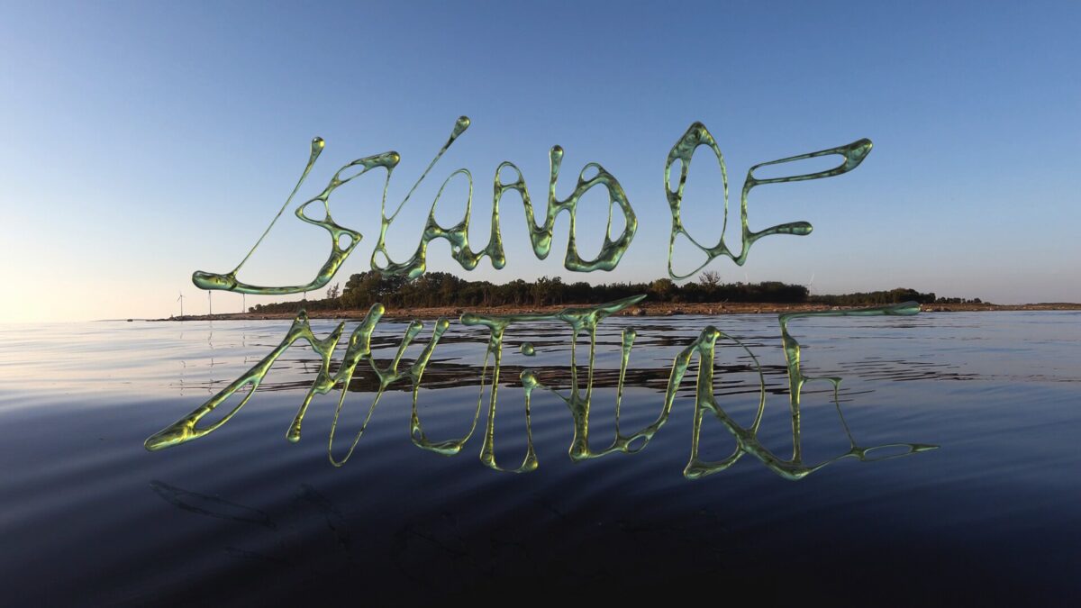 Kadr filmu Island of Multitude